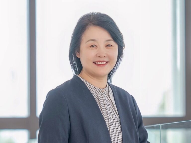 日刊工業新聞のコラム「卓見異見」に権 英淑が記事を執筆します。